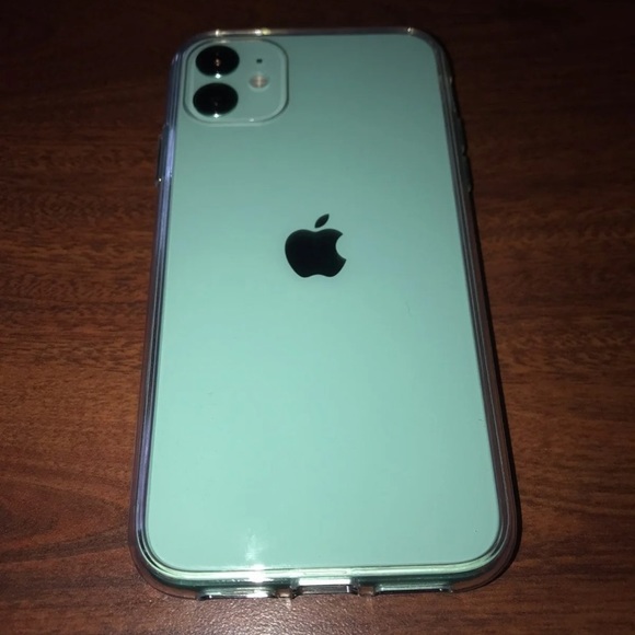 iPhone 11 - Picture 2 of 3